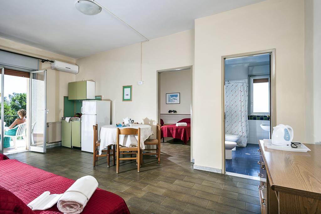 Villa Collina Giardini Naxos Exterior photo