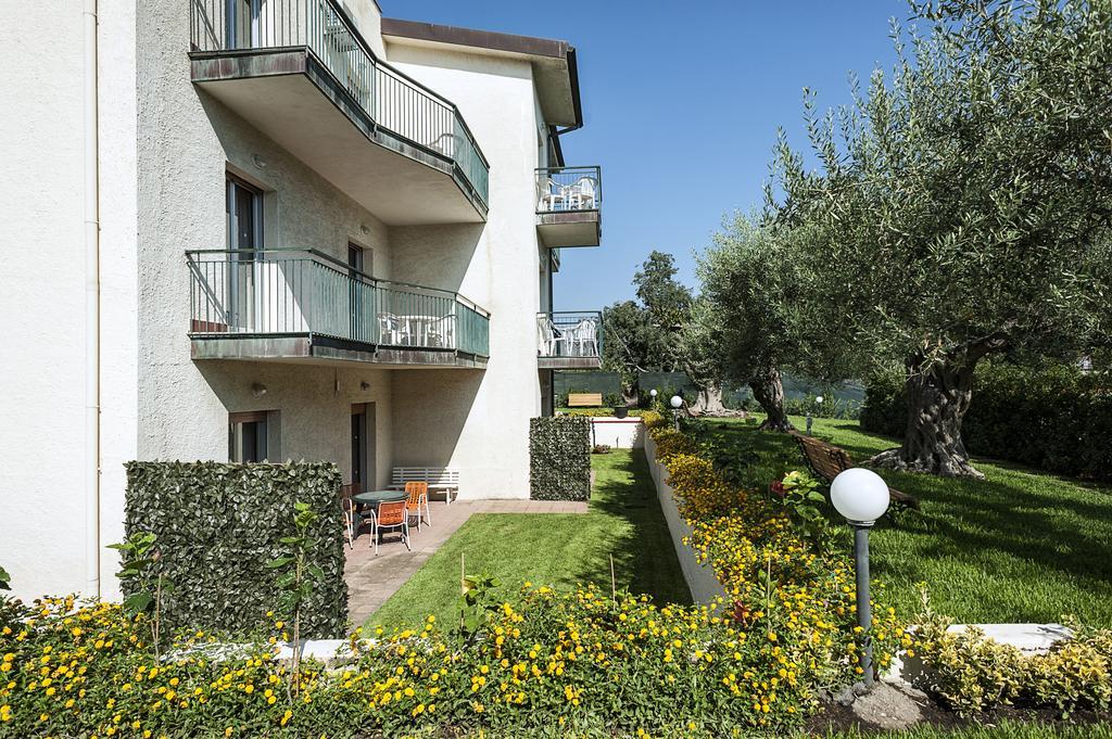 Villa Collina Giardini Naxos Exterior photo